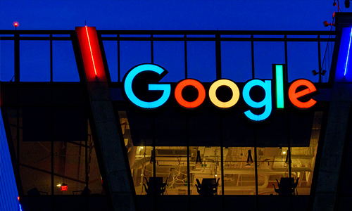 ۱٬۰۰۱ استفاده واقعی از هوش مصنوعی در سازمانهای پیشرو 1 هوش مصنوعی اینجاست، و در همهجا حضور دارد: شرکتهای بزرگ، دولتها، پژوهشگران و استارتاپها هماکنون در حال ارتقای فعالیتهای خود با استفاده از راهکارهای هوش مصنوعی گوگل هستند.